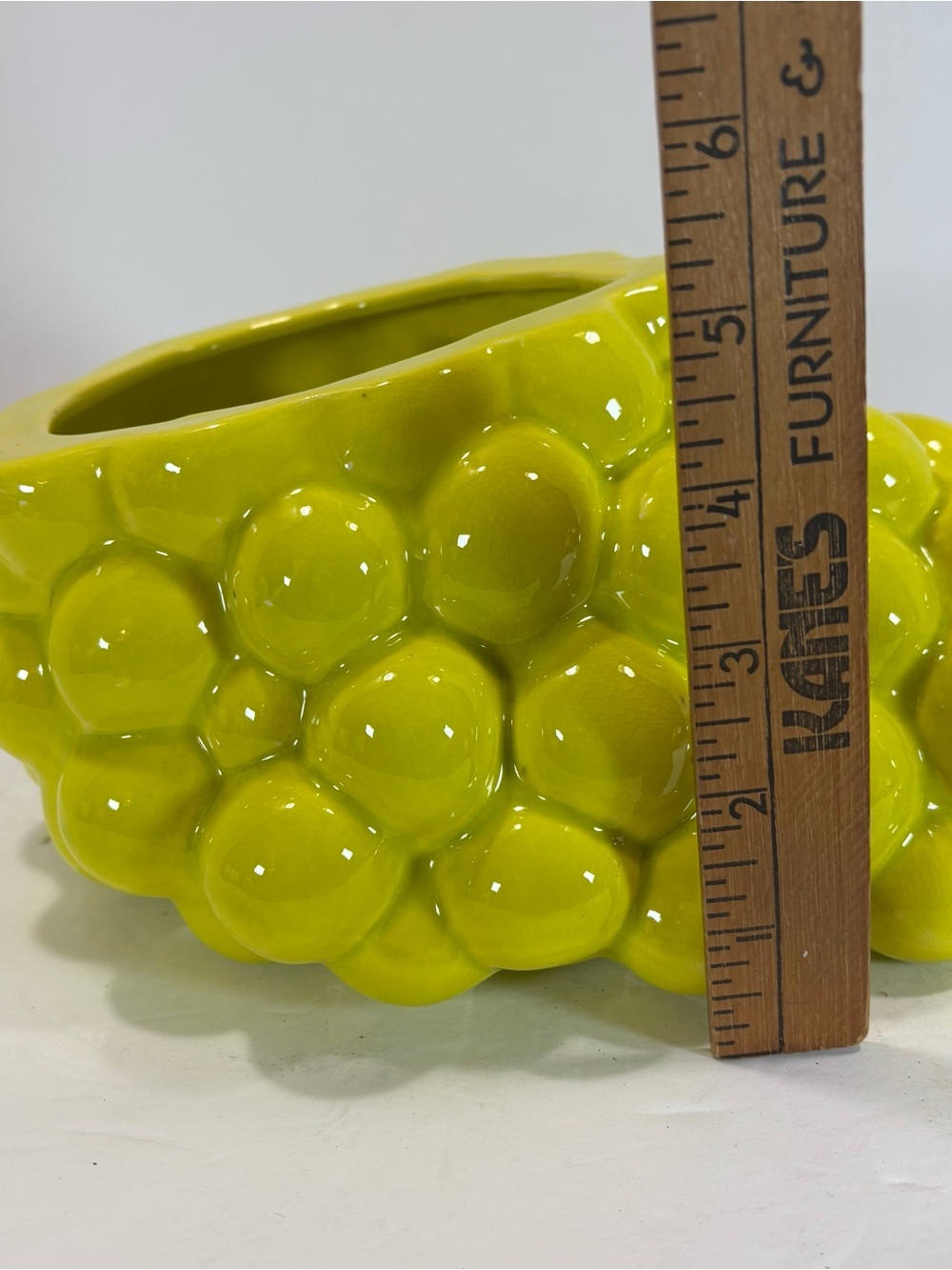 Vintage Ceramic Cluster Of Green Grapes Planter Centerpiece MCM 1970’s Cottage - Picture 8 of 9